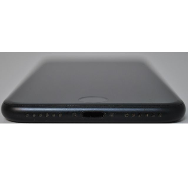 Apple iPhone 7, A1778,Black, 128GB, Grade C,Unlocked(1)